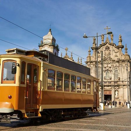 Host Wise - Cozy Quiet Flat - Trindade Station Apartment Porto Luaran gambar